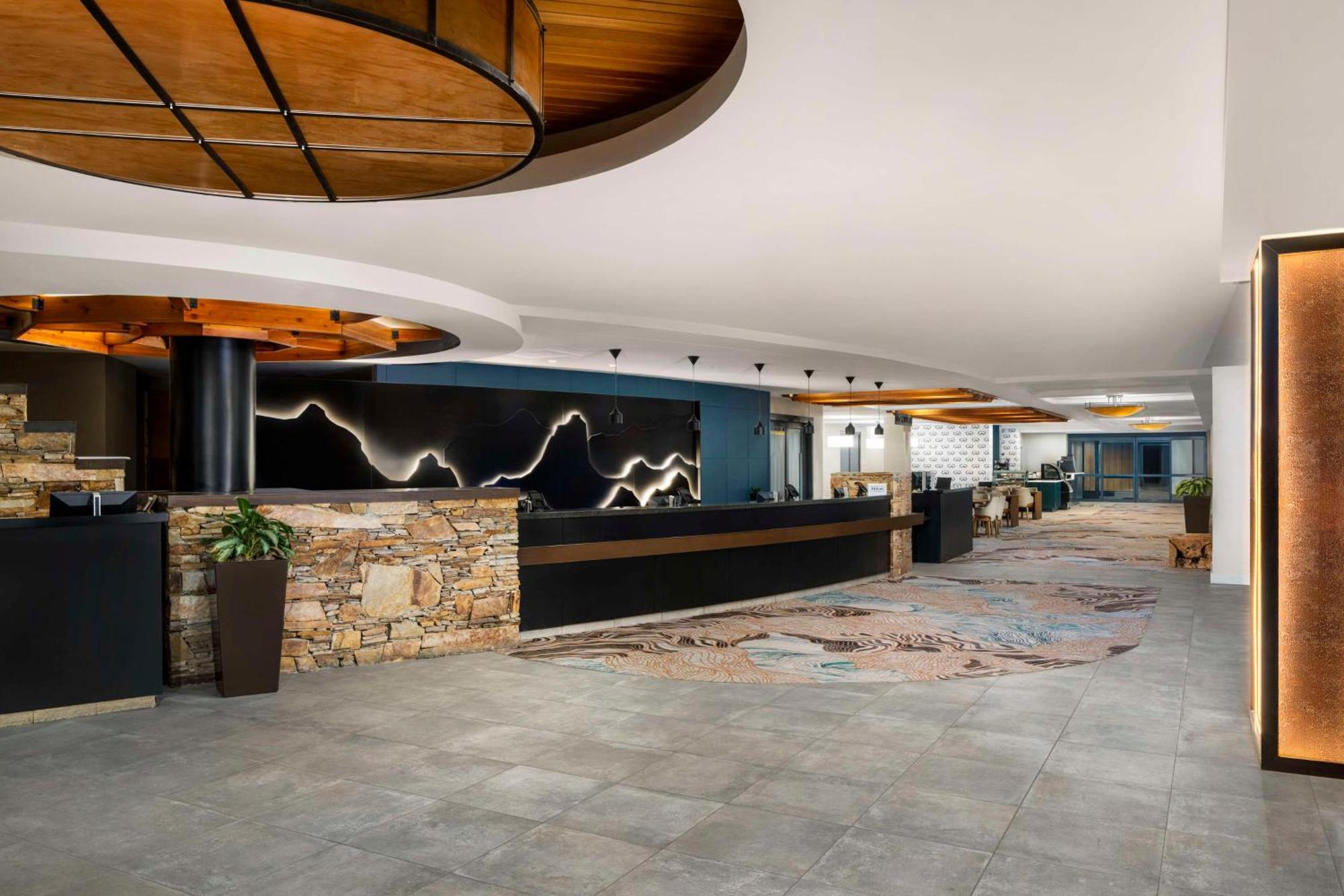 Hilton Whistler Resort & Spa מראה חיצוני תמונה