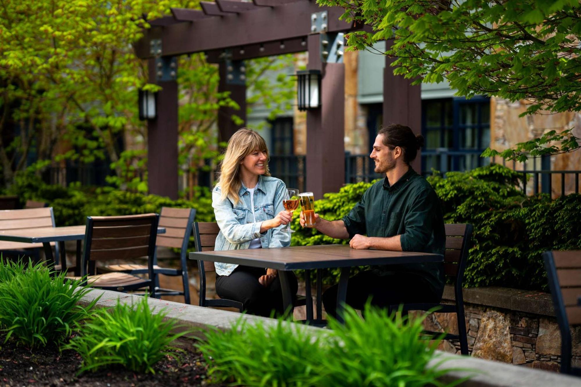 Hilton Whistler Resort & Spa מראה חיצוני תמונה